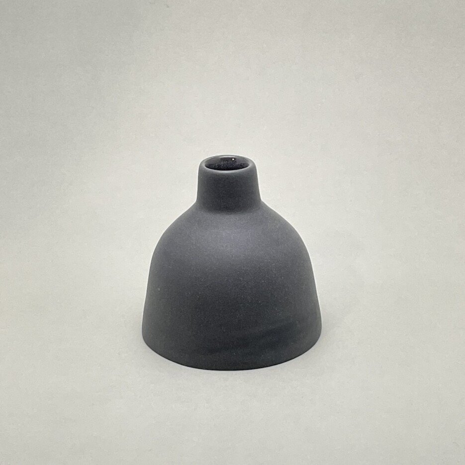 Image of Porcelain Bottle | Small Black